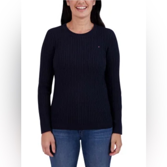 Tommy Hilfiger Sweaters - ✨ Tommy Hilfiger Cable Knit Sweater – Classic Closet Staple ✨NWT